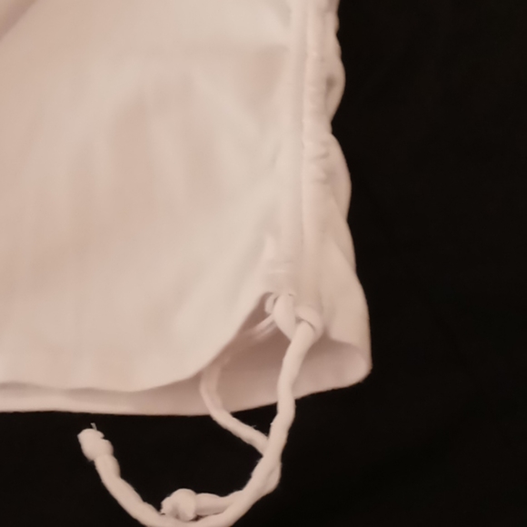 🟢 V-neck & back Ladies top - Picture 2 of 7